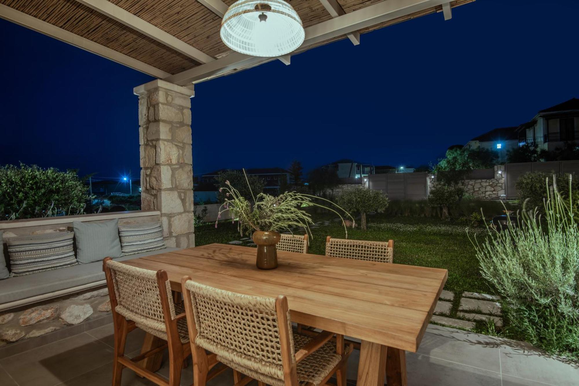 Arignote Suites Лаганас Екстериор снимка