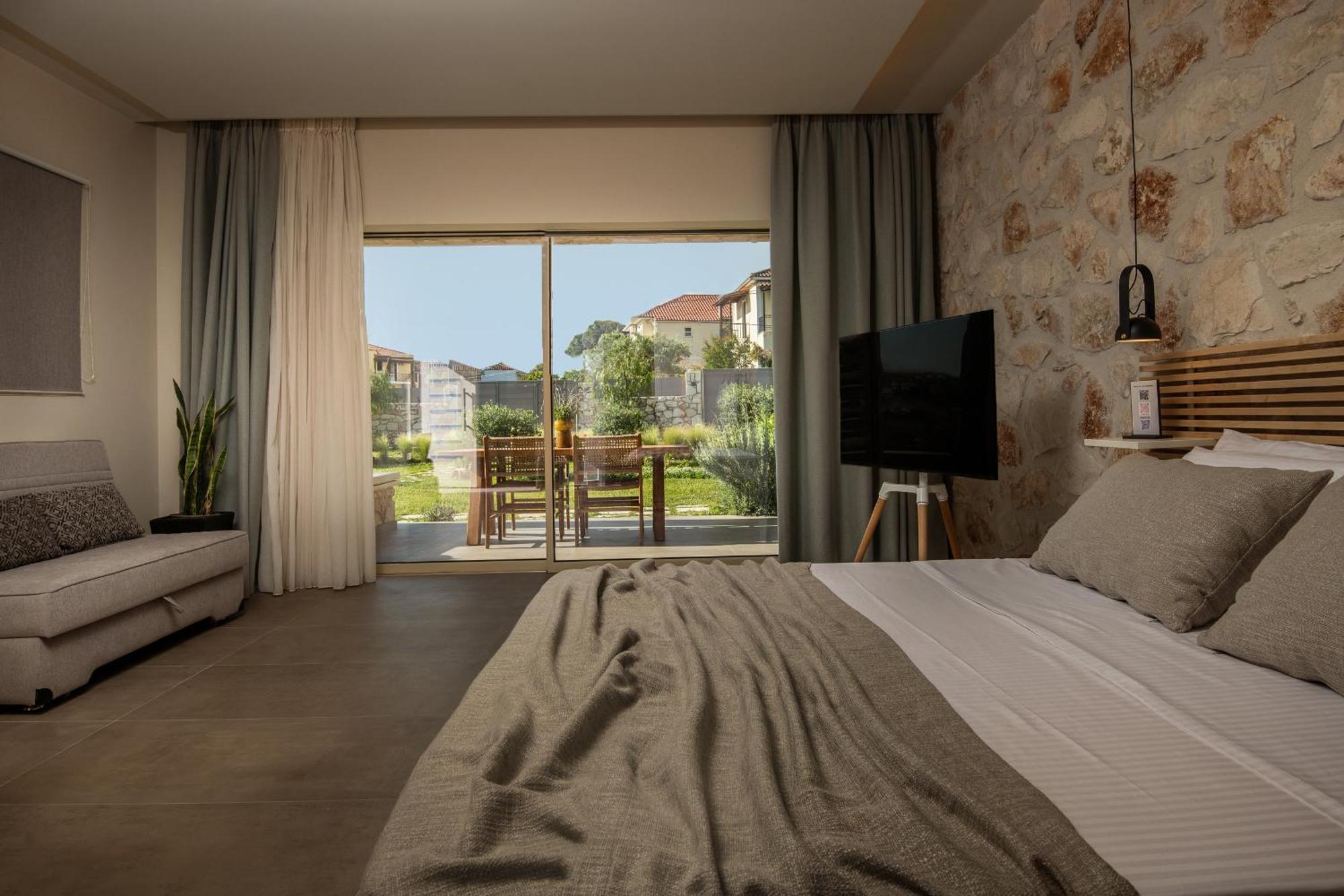 Arignote Suites Лаганас Екстериор снимка